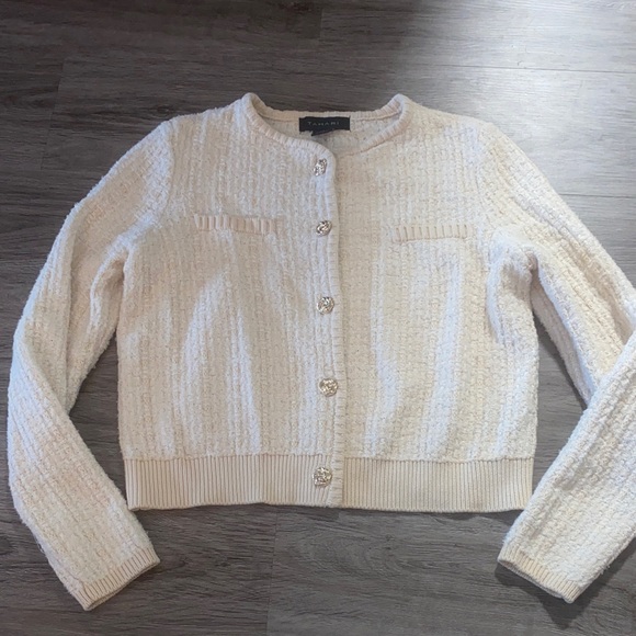 Tahari Sweaters - Tahari Ivory Textured Knit Cardigan